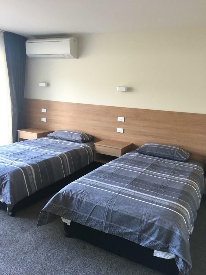 Rainbow Motel Kowen Экстерьер фото