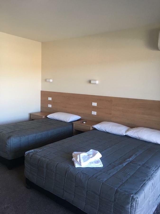 Rainbow Motel Kowen Экстерьер фото